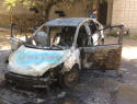 "Хорошо что не взорвалась": машина такси сгорела в Анапе 