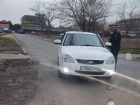 Водитель "Приоры" в Анапе пересёк две сплошные и был найден полицей