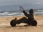 В Анапе умелец смастерил «велокайт» – видео