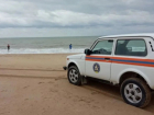 Внимание – опасно для жизни: спасатели не рекомендуют окунаться в купель на центральном пляже Благовещенской
