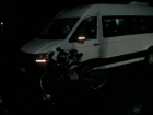 В Анапе мотоцикл влетел под автобус