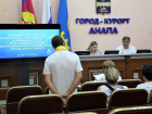 Летом-2023 в Анапе было трудоустроено более 500 подростков