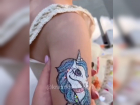 «Требуют 5000 за тату стоимостью 200 рублей» – туристы в Анапе продолжают вестись на уловки татуировщиков