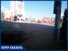 Анапчане считают, что возле ТЦ «Красная площадь» нужна диагональная «зебра»