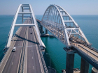 Крымский мост для движения грузовиков планируются открыть в марте