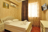 Комфортабельные номера - гостевой дом "Пантелеймон" - 