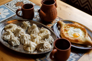 Блюда грузинской кухни - хинкали, хачапури - "Старик Хинкалыч" - 