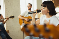 Преподаватели в студию гитары и вокала «HitMaker*»,з/п 35-55 т.р - 