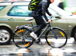 Анапским велосипедистам напомнили правила поведения на автодорогах