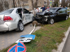 Стали известны подробности ДТП на ул. Шевченко в Анапе, в метре от детской площадки