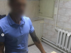 Анапчанин подменил карту пенсионера и снял с нее деньги