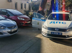 Для некоторых водителей в Анапе красный свет не является запрещающим сигналом