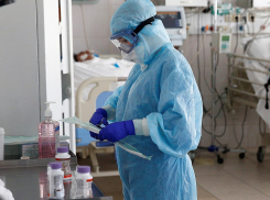 Двухлетний ребёнок заразился коронавирусом. Актуальная сводка на 3 июля