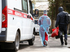 «Вот и разгрузили Москву»: анапчане месяц назад прогнозировали всплеск COVID-19