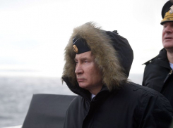 За прошедшими у берегов Крыма военными учениями наблюдал лично Путин