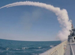Рядом с Анапой, на учениях, военные корабли отразили ракетный авиаудар в Черном море