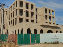 В Анапе выявили нелегальных мигрантов на стройке