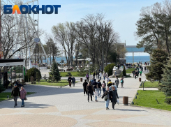 Еще не конец: в Анапе и в Сочи в этом месяце отдыхают около 190 тысяч туристов