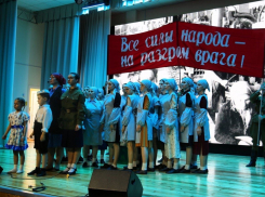 Школьникам Анапы показали проект «Севастопольские композиции»   