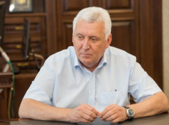 Сегодня, 15 июля мэр Анапы Юрий Поляков ответит на вопросы аначан и гостей курорта
