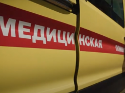 Сдвинули грузовик, освободив путь для скорой с годовалым ребенком, ехавшей в Анапу