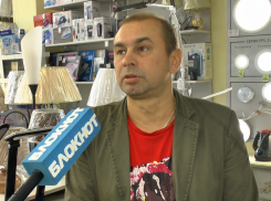 Интерьер делают детали, - уверен Юрий Аксёнов, директор магазина «Альфа-центр»