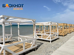 На пляже Малая бухта появилась новинка – VIP лежаки