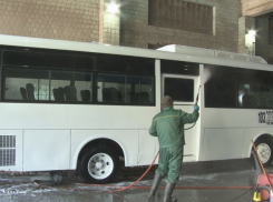 Анапчане считают, что перед дезинфекцией автобусов нужно их помыть