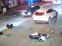 Появилось видео шокирующего ДТП в Анапе с участием мотоциклиста