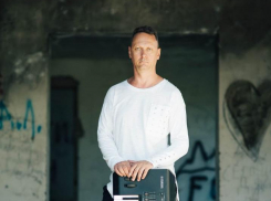 Что делает в Анапе музыкант Киркорова, Баскова и Жасмин?!