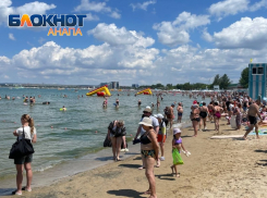 Деньги на что попало: анапчанка рассказала туристам об экономии на курорте 