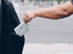 Полицейские Анапы задержали подозреваемого в краже в районе пляже