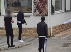 Четверо студентов техникума бегали с пистолетом в руках по улице в Анапе