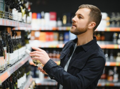 Расходы на алкоголь в Новый год для анапчан не превысят 4 тысяч рублей