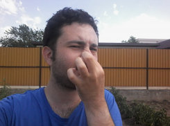 Анапчане рассказали, где сильнее всего ощущается запах канализации