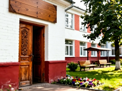 Анапа вводит свободное посещение школ и детсадов из-за угрозы БПЛА