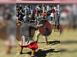 В Анапе прошел девятый турнир исторического фехтования «Меч Черноморья»
