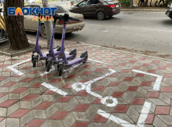 В Анапе появились специализированные стоянки для электросамокатов