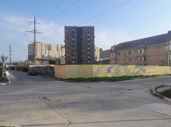 Отклонение от документации или недоразумение: в Анапе возводится «Свободное Движение»