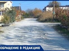 «У нас мусор некуда бросать, тротуары лежат чуть ли не с царских времён»: считает анапчанка