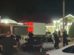 Всех осудят: одни стреляли – другие повредили им автомобили