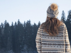 В Анапе прямо сейчас аномальное похолодание, а в Славянске пошёл град