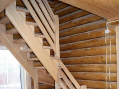 Мастер взял с анапчанки 16 тысяч рублей на стройматериалы и потратил их на себя