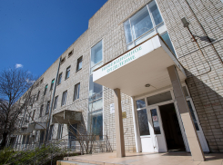 В Анапе начался ремонт инфекционного отделения детской больницы
