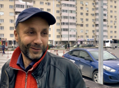 Жители и гости Анапы вспоминают, какие подарки они получали на Новый год