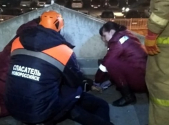 Мужчина погиб, выпав из окна дома на Анапском шоссе