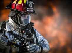 Вчера на парковке в Анапе сгорел только RENAULT, а могли вспыхнуть и другие машины