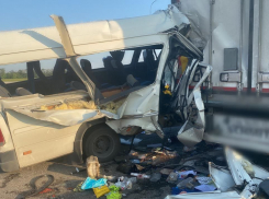 Пассажирка автобуса из Анапы погибла в страшной аварии в Кущевском районе