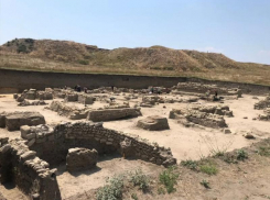 Недалеко от Анапы археологи начали исследовать винодельню при храме