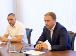 Дороги, коммуникации и благоустройство – с чем анапчане пришли на прием к мэру